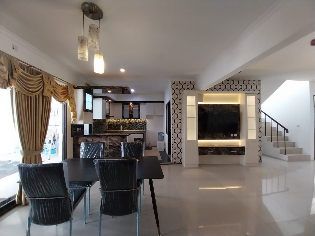 Rumah Dijual di Vassa Teracce Lippo Cikarang